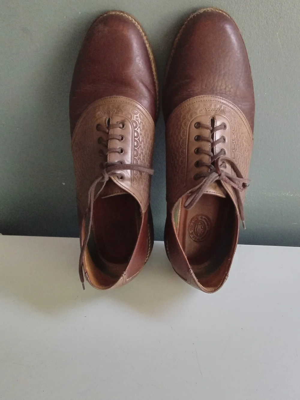 Vintage Brown Leather Saddle Shoes Embossed Tan Overlay Oxford Mens Laced Shoes